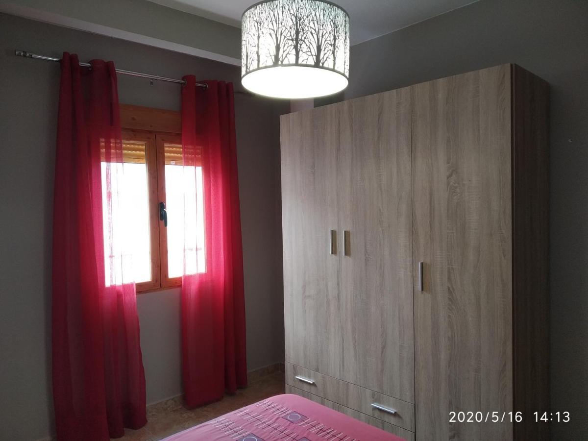 Casa Miguel Y Petra Villa Peal De Becerro Ngoại thất bức ảnh
