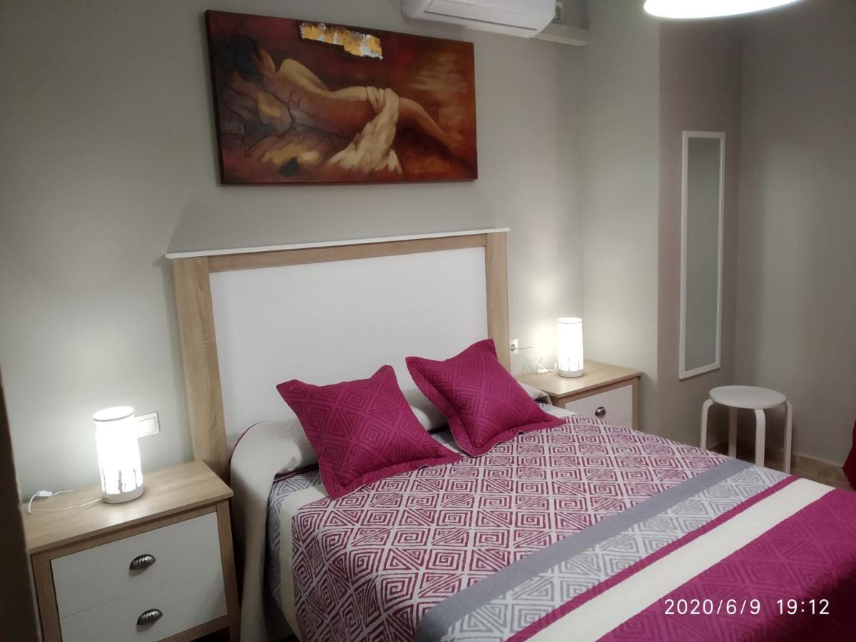 Casa Miguel Y Petra Villa Peal De Becerro Ngoại thất bức ảnh